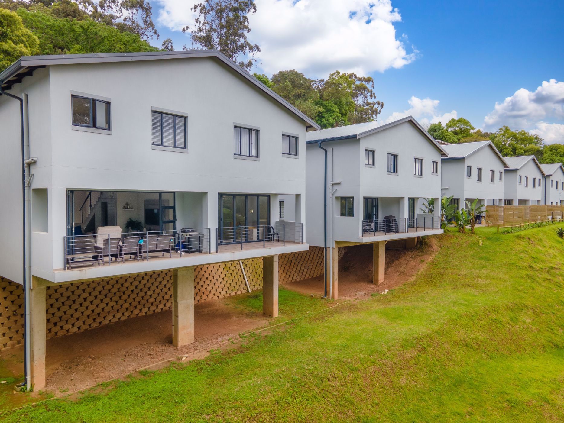 Townhouse to rent in Dawncliffe - 1WP1690294