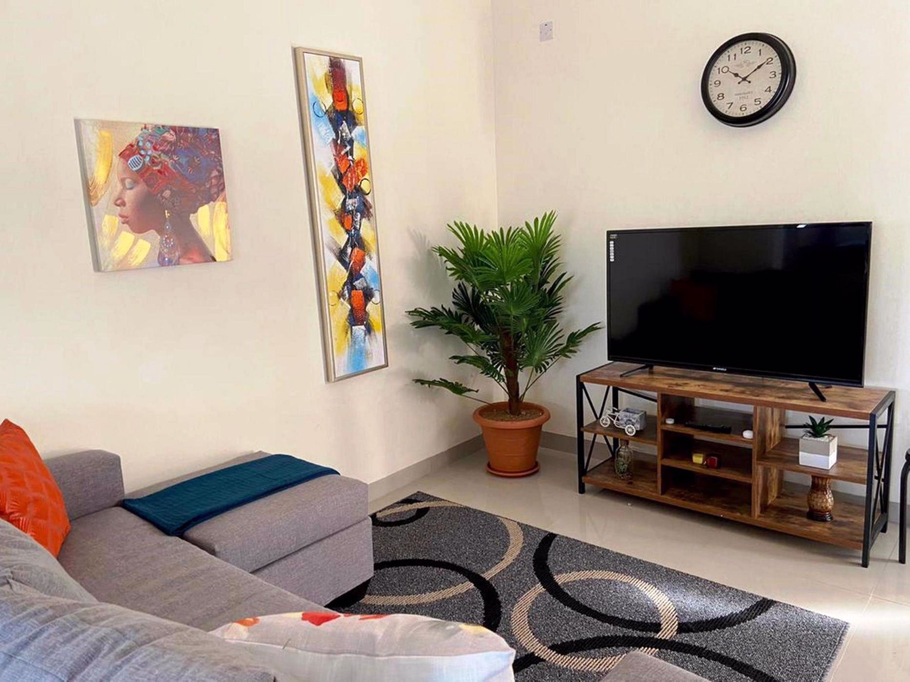 Apartment to rent in Village, Botswana - 3BO1717617