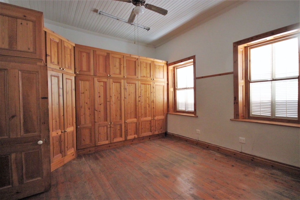 House for sale in Oudtshoorn North - 1OU1548326