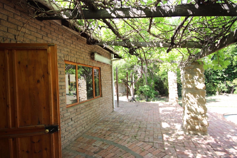 House for sale in Oudtshoorn North - 1OU1548326