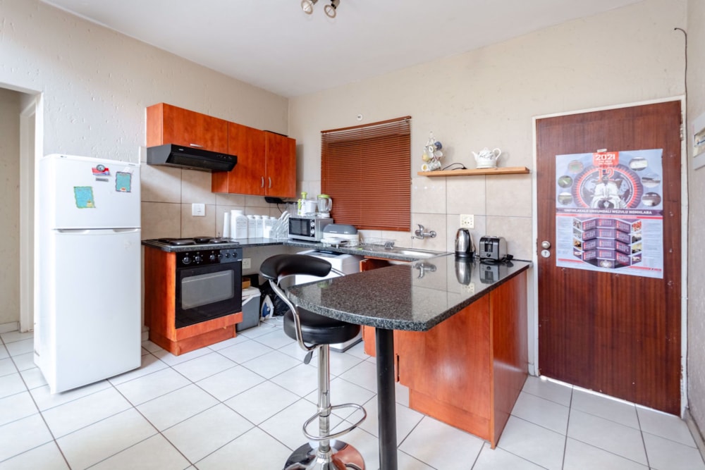 Apartment for sale in Blackheath, Randburg - RAN1746429 Apartment for sale in Blackheath, Randburg - RAN1746429