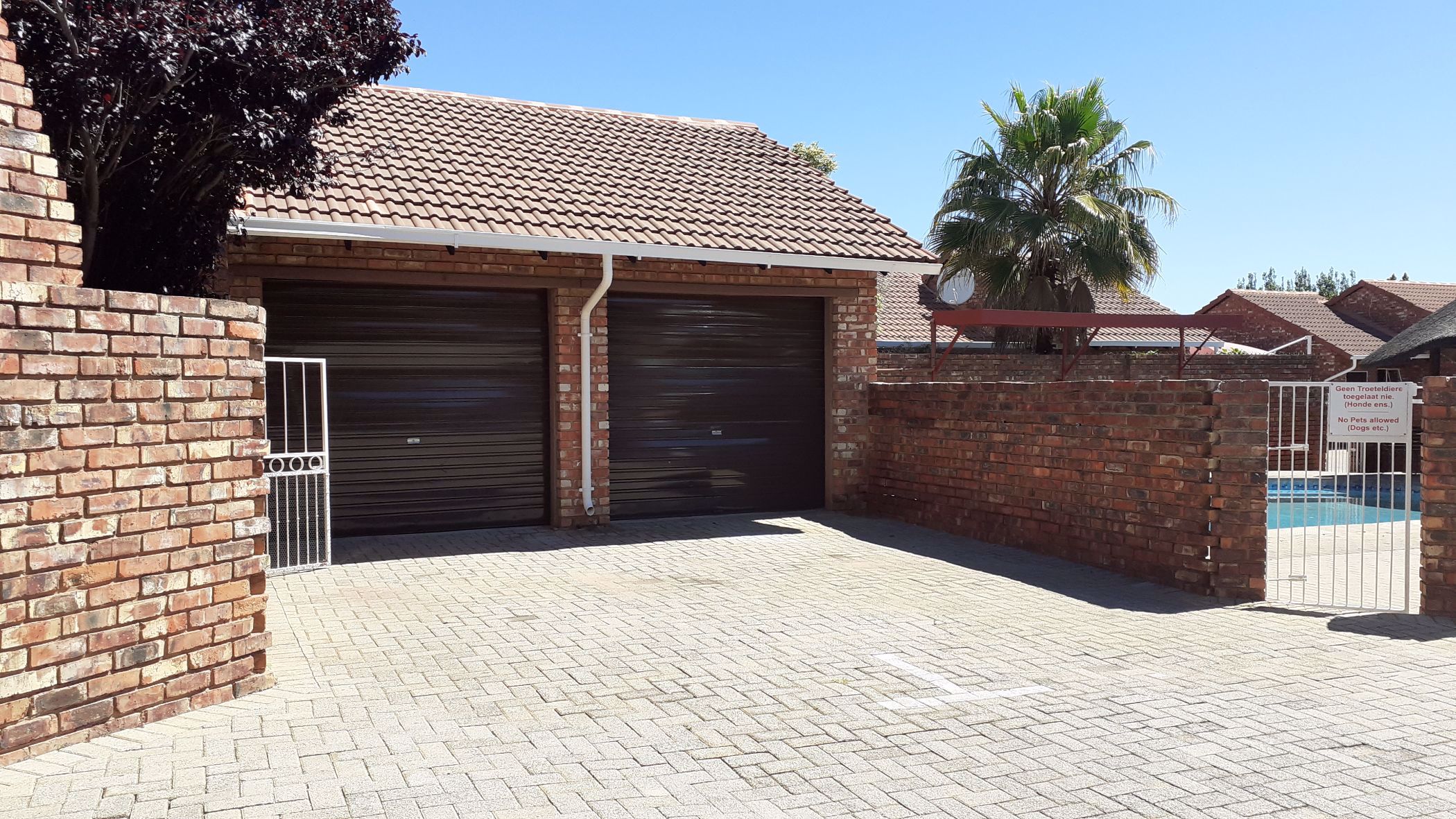 Townhouse to rent in Langenhovenpark - 1BX1751081