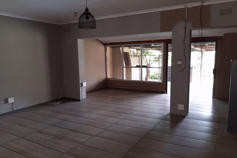 Apartment for sale in Amanzimtoti - 1WB1550640 Apartment for sale in Amanzimtoti - 1WB1550640
