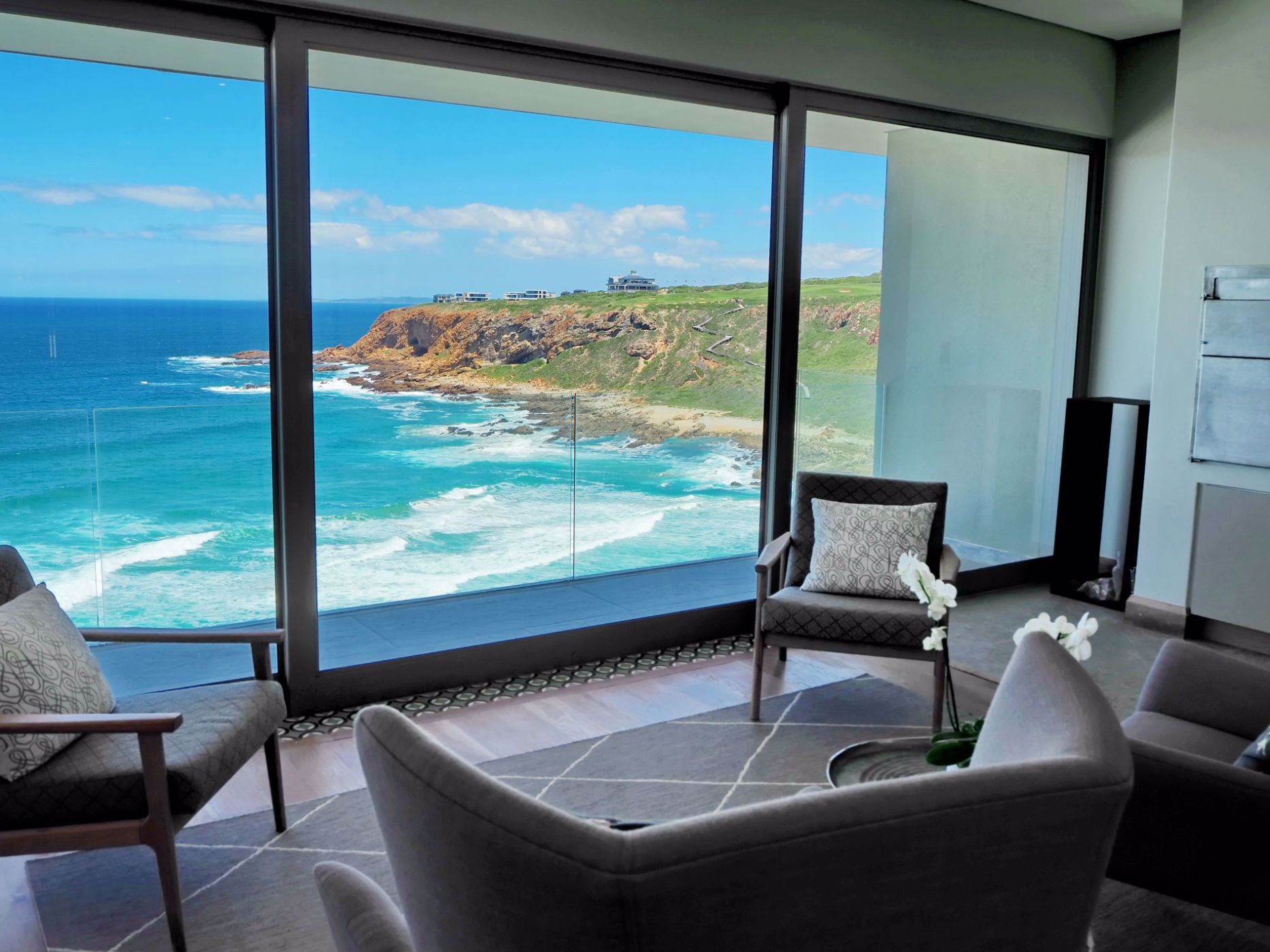 House for sale in Pinnacle Point Golf Estate - 1MB1551529