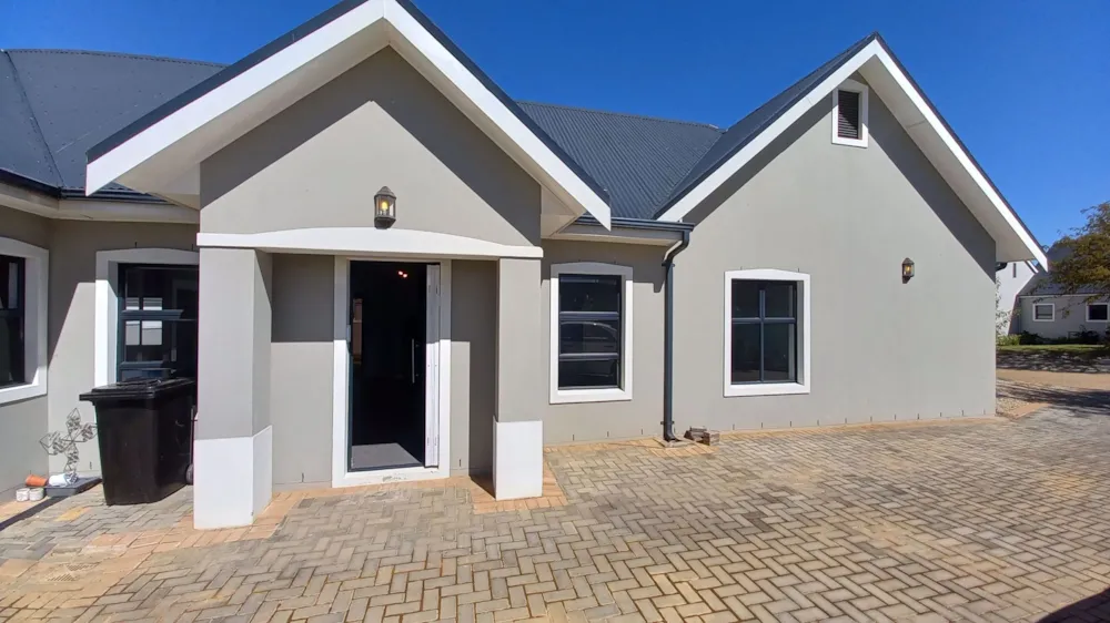 House to rent in Mount Royal Golf & Country Estate - 1SJ1726219