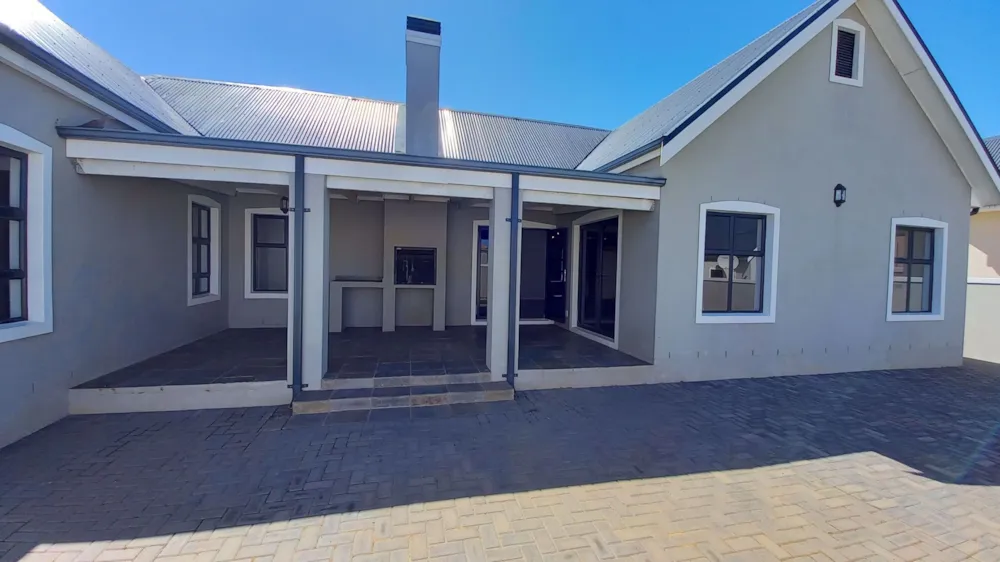House to rent in Mount Royal Golf & Country Estate - 1SJ1726219