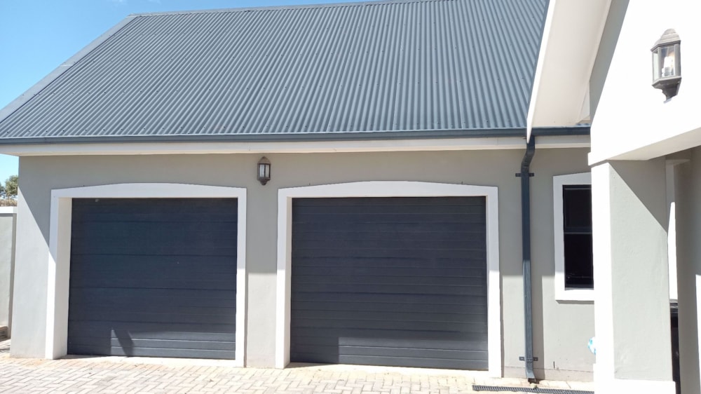 House let in Mount Royal Golf & Country Estate - 1SJ1703498 House let in Mount Royal Golf & Country Estate - 1SJ1703498