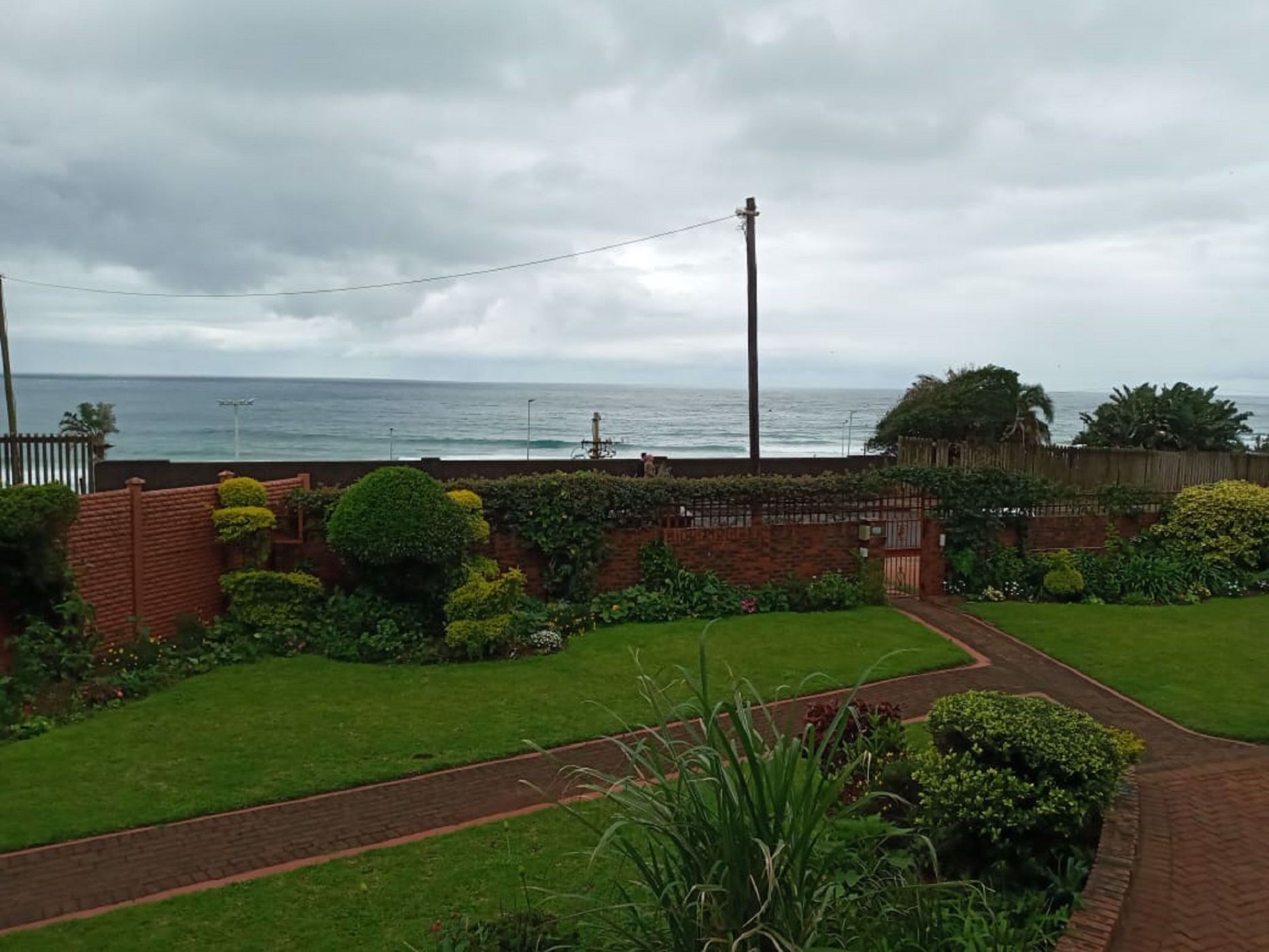 Bachelor apartment for sale in Scottburgh - 1si1553018