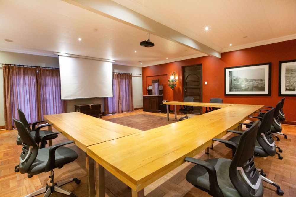 Guesthouse for sale in Brooklyn, Pretoria East - PT1551136 Guesthouse for sale in Brooklyn, Pretoria East - PT1551136