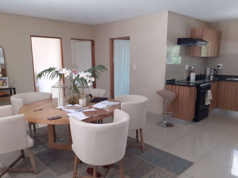 Townhouse let in Heuwelsig, Bloemfontein - 1BX1703118 Townhouse let in Heuwelsig, Bloemfontein - 1BX1703118