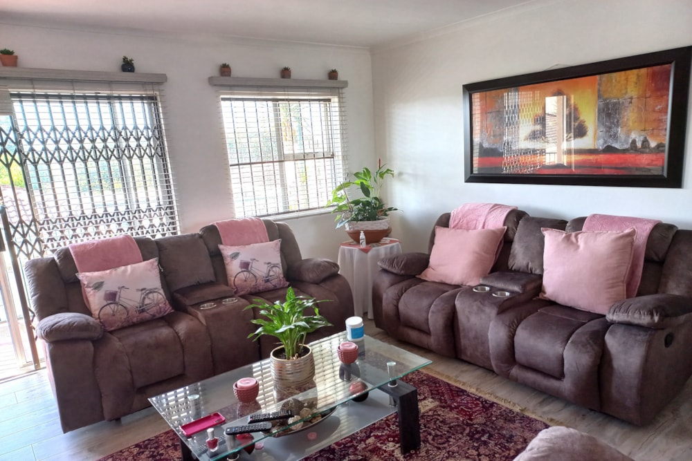 Apartment let in West Beach, Blouberg - 1TV1696641