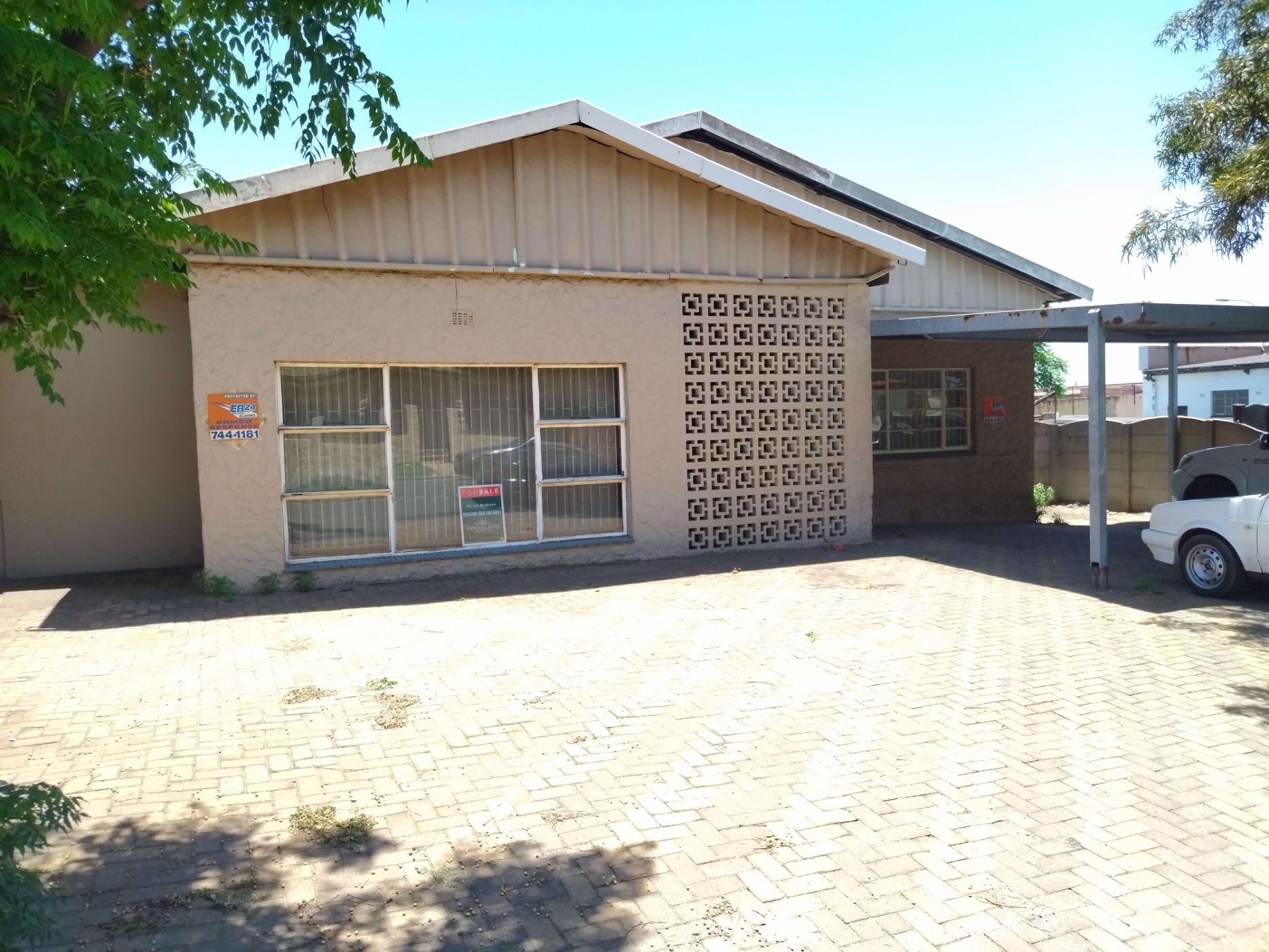 Commercial business to rent in Dalview - 1BJ1694840