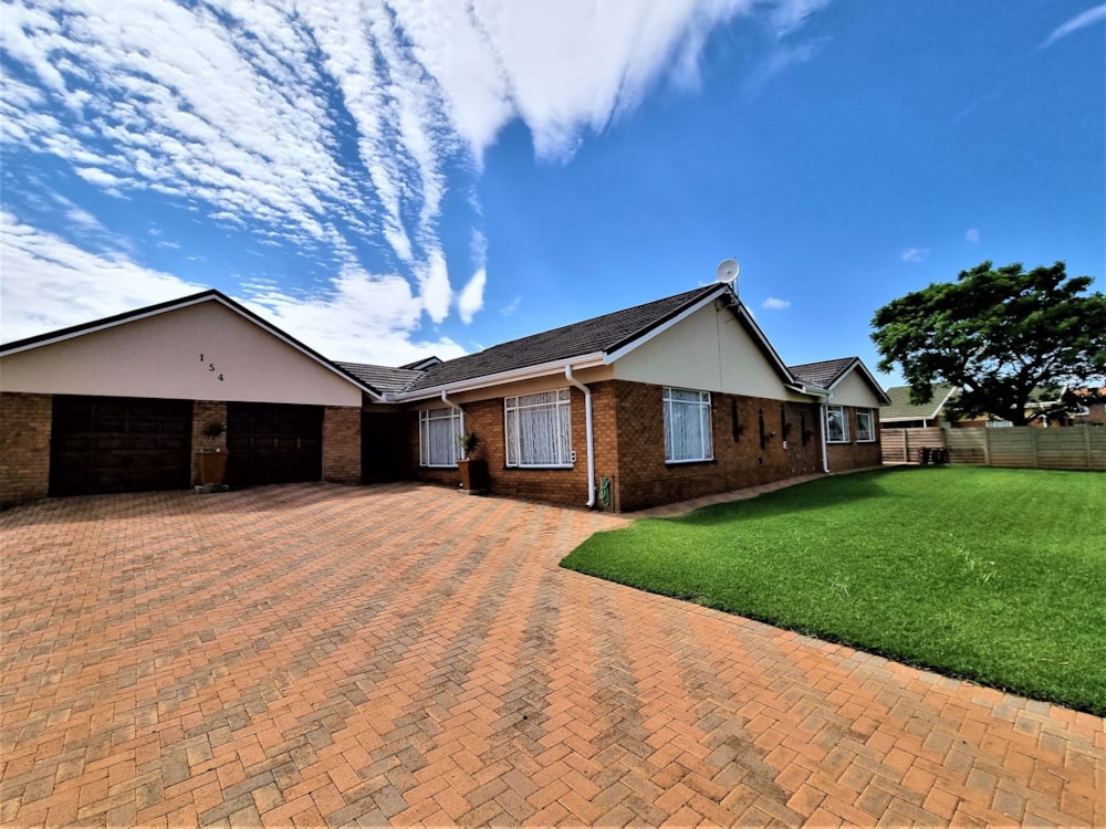 House for sale in Balfour - 1SP1553461