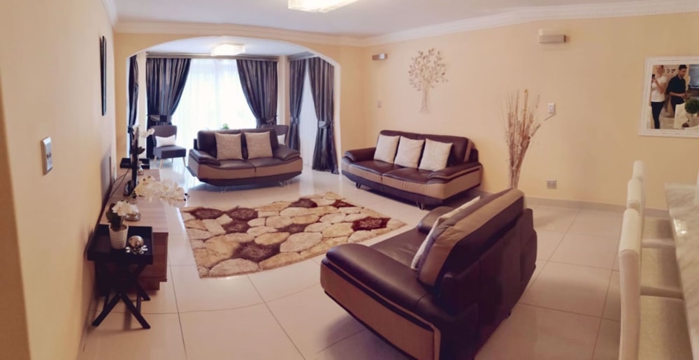 Townhouse to rent in Umgeni Park - 1ND1742453 Townhouse to rent in Umgeni Park - 1ND1742453