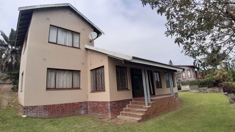 Double-storey house for sale in Hibberdene - 1PX1552067
