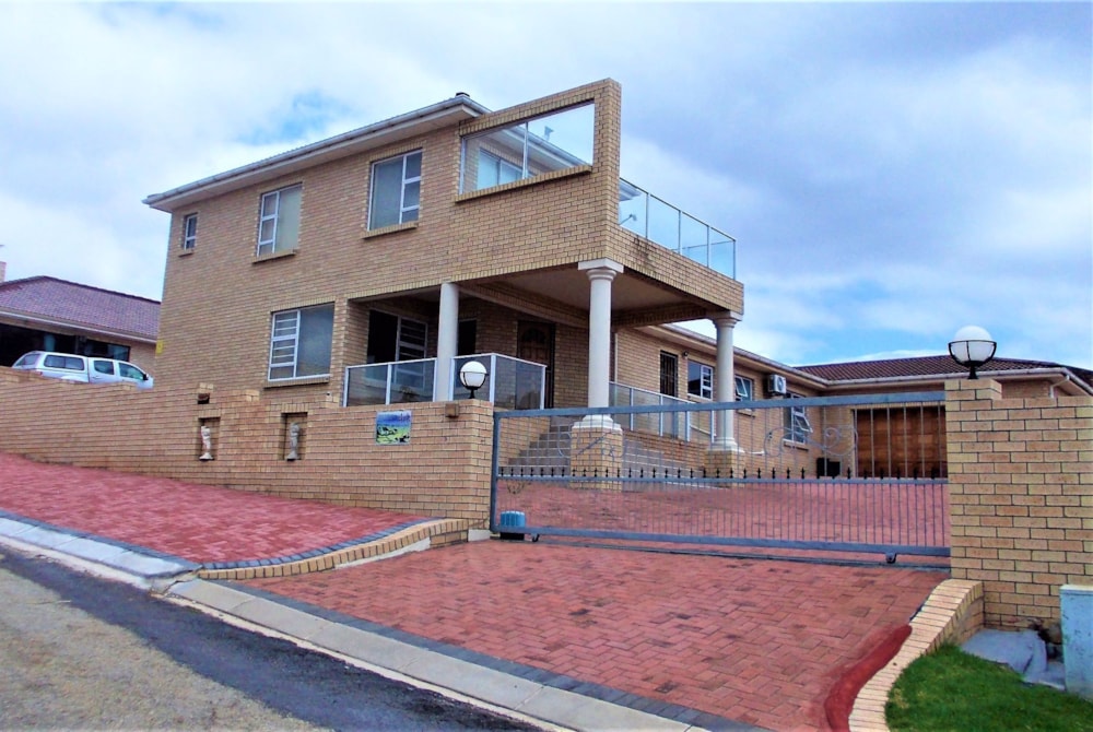 House for sale in Wave Crest - 1JF1650467 House for sale in Wave Crest - 1JF1650467