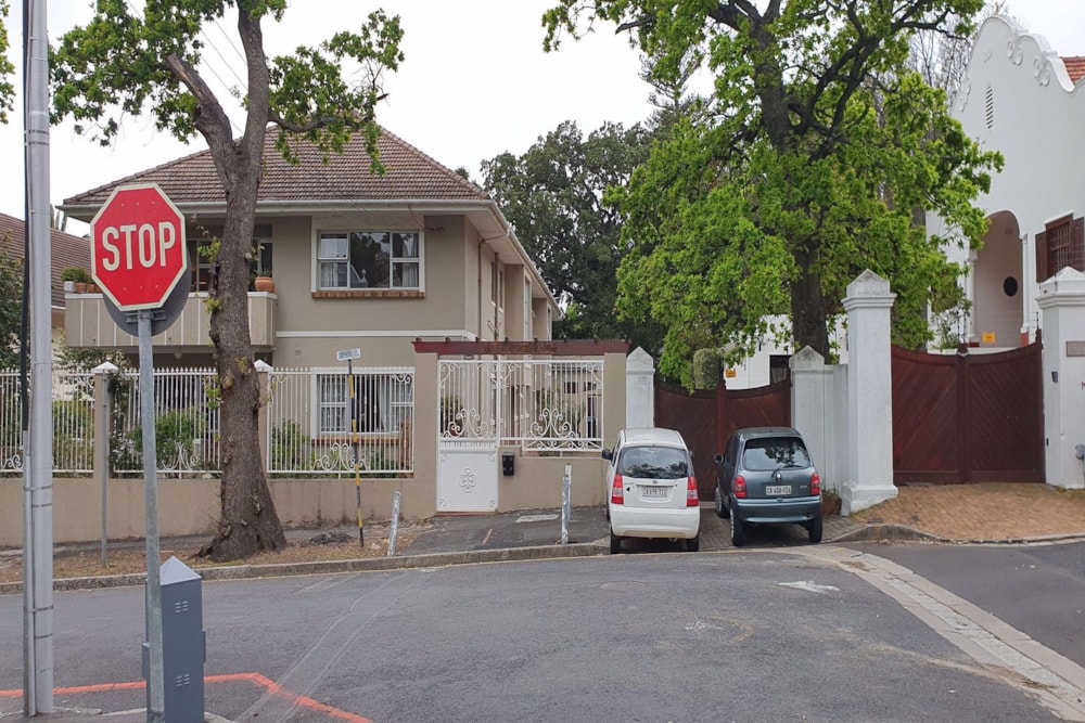 Bachelor apartment let in Oranjezicht - CBL1700120 Bachelor apartment let in Oranjezicht - CBL1700120