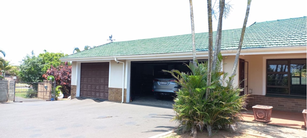 House for sale in Athlone Park - 1WB1618909 House for sale in Athlone Park - 1WB1618909