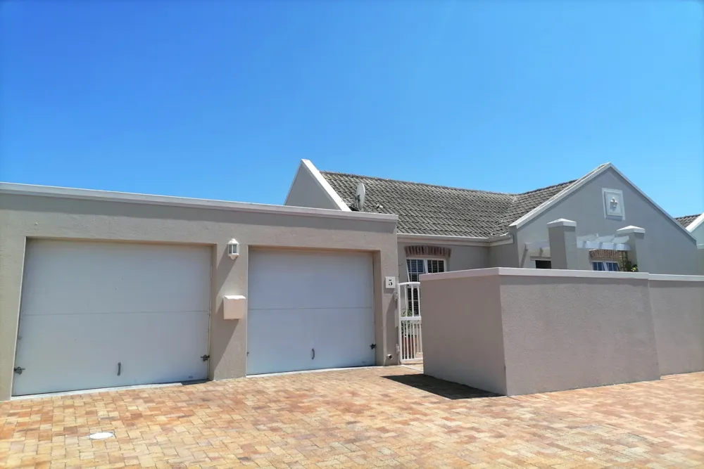 House sold in Sunningdale, Blouberg - 1TV1731504 House sold in Sunningdale, Blouberg - 1TV1731504