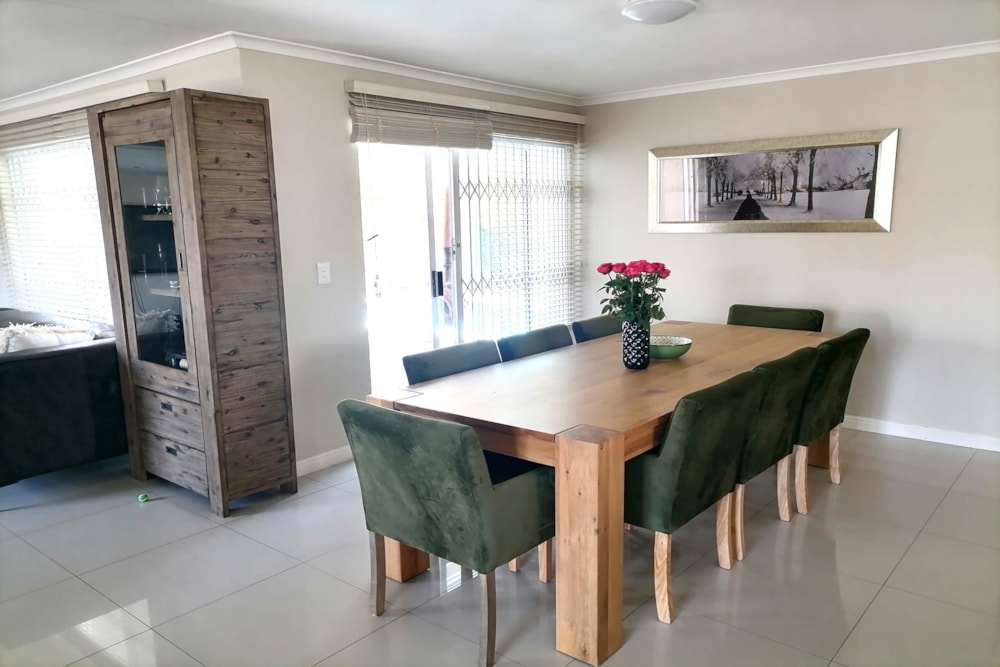 House for sale in Sunningdale, Blouberg - 1TV1731504