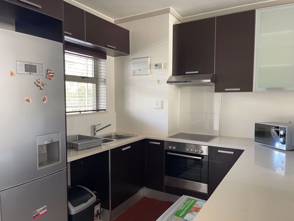 Apartment let in Claremont, Cape Town - RBL1723496 Apartment let in Claremont, Cape Town - RBL1723496