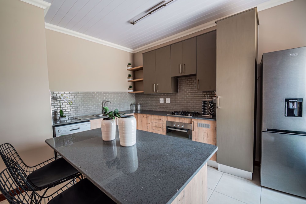 Security complex home for sale in Montana, Pretoria North - PTM1551667 Security complex home for sale in Montana, Pretoria North - PTM1551667