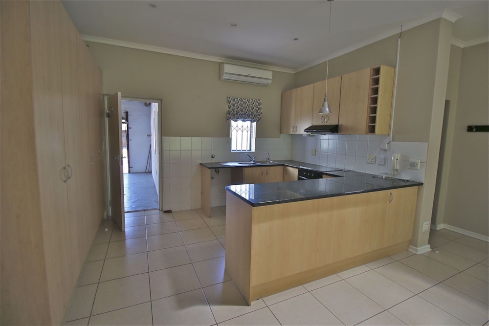 House to rent in Plattekloof - 1PLA1741656