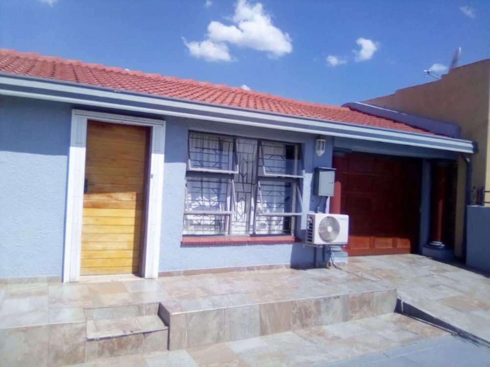 House for sale in Soshanguve - PTM1553806 House for sale in Soshanguve - PTM1553806