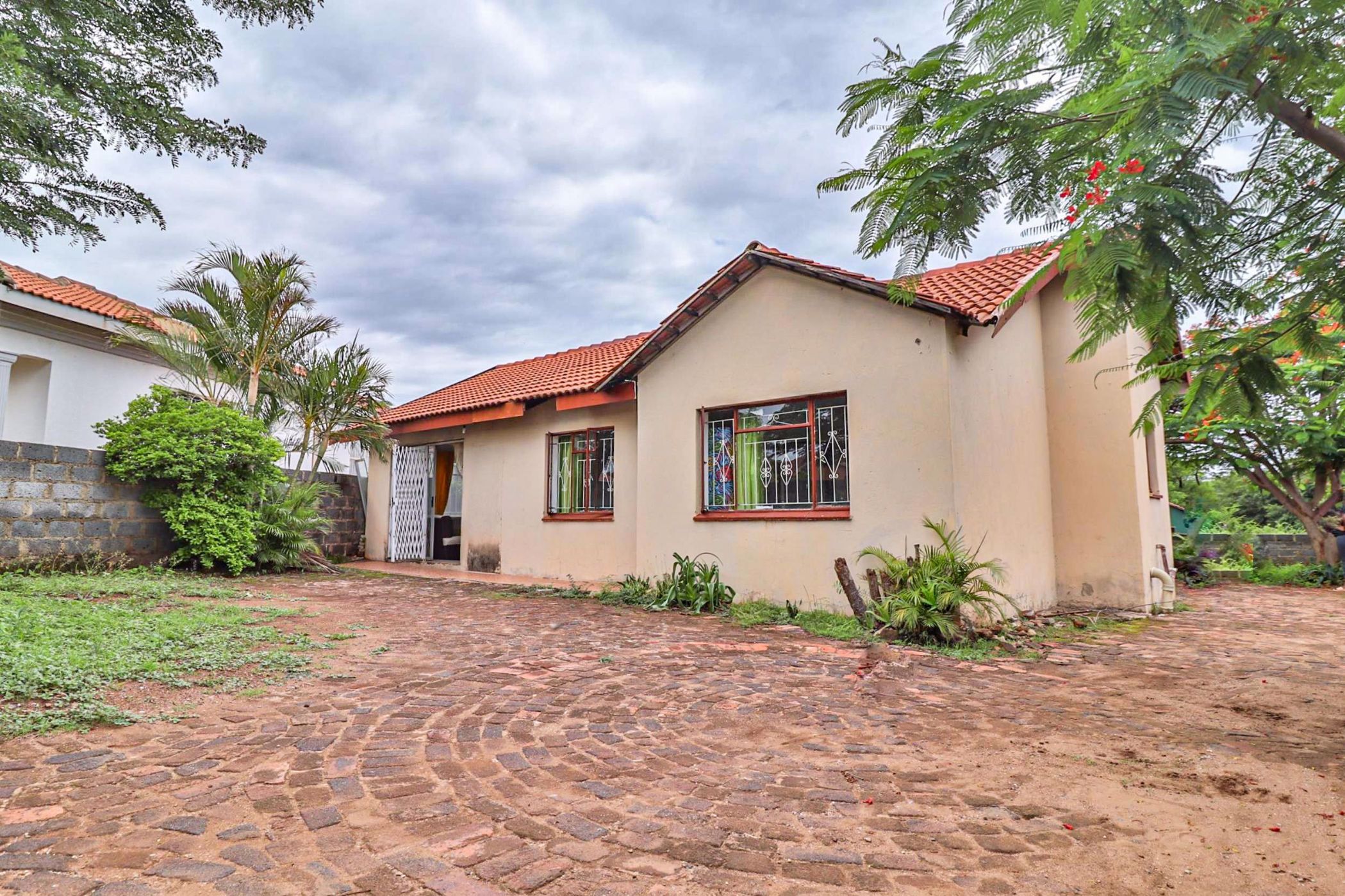 House sold in Malelane - 1NK1554113