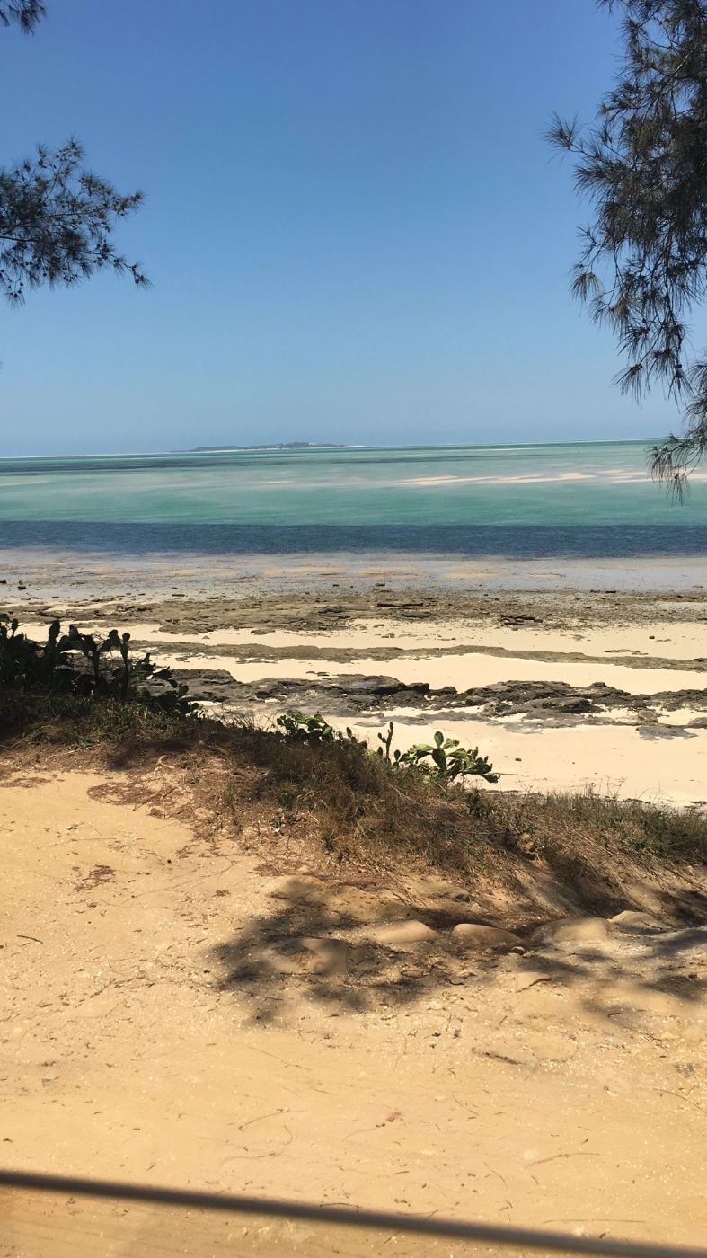 Cottage for sale in Praia do Tofo, Mozambique - 3MQ1555129