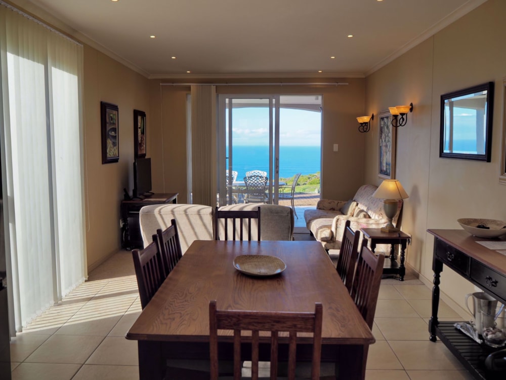 Apartment for sale in Pinnacle Point Golf Estate - 1MB1652693