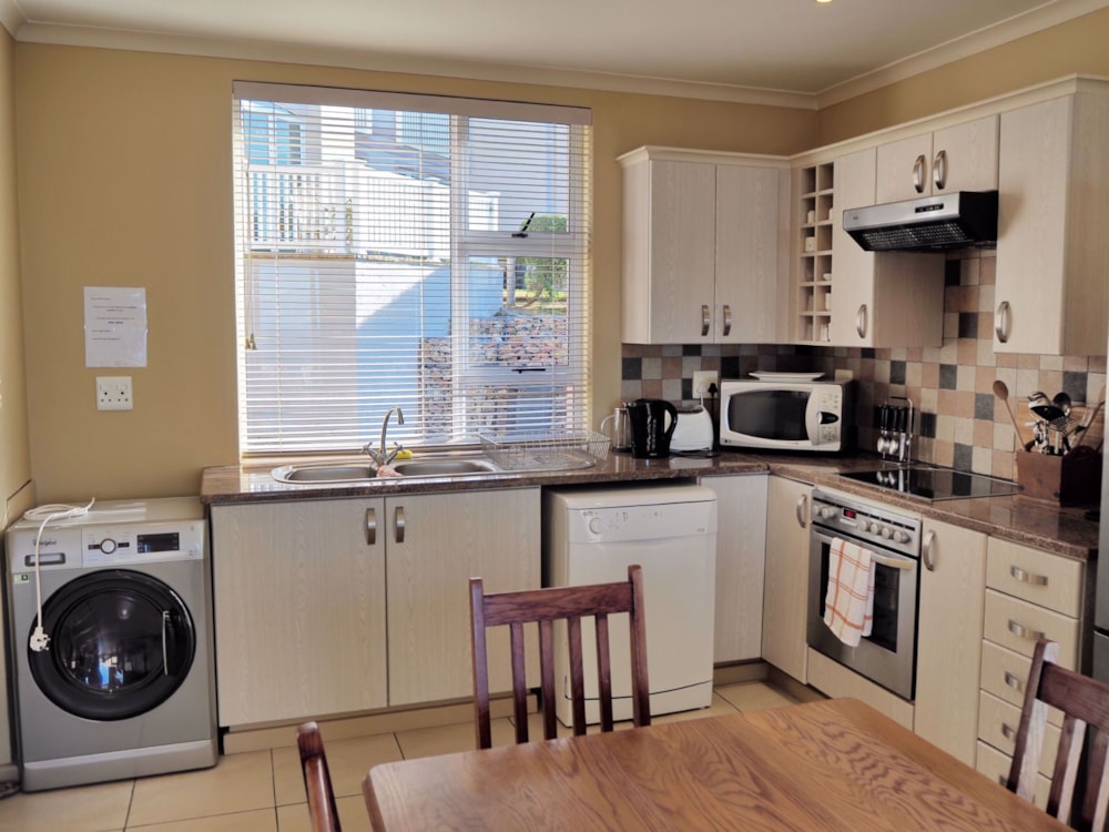 Apartment for sale in Pinnacle Point Golf Estate - 1MB1652693