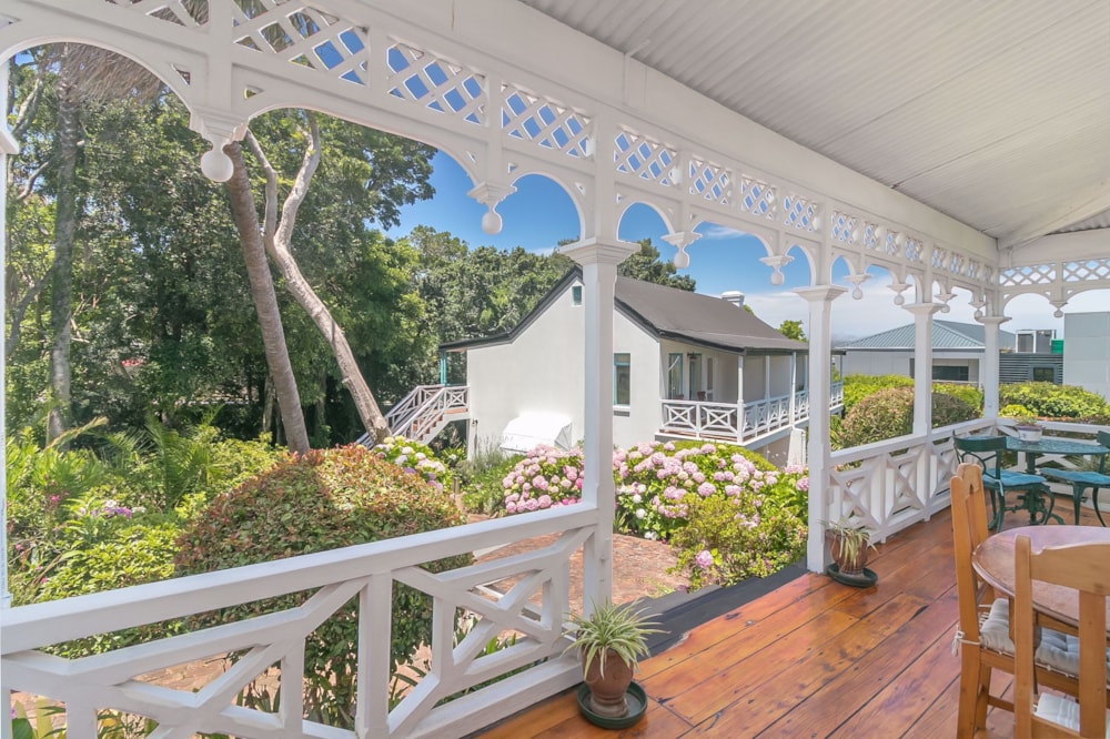 Bed & breakfast for sale in Paradise, Knysna - 1KC1193575 Bed & breakfast for sale in Paradise, Knysna - 1KC1193575