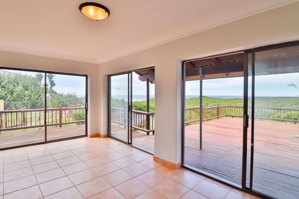 House for sale in Paradise Beach, Jeffreys Bay - 1JF1554810