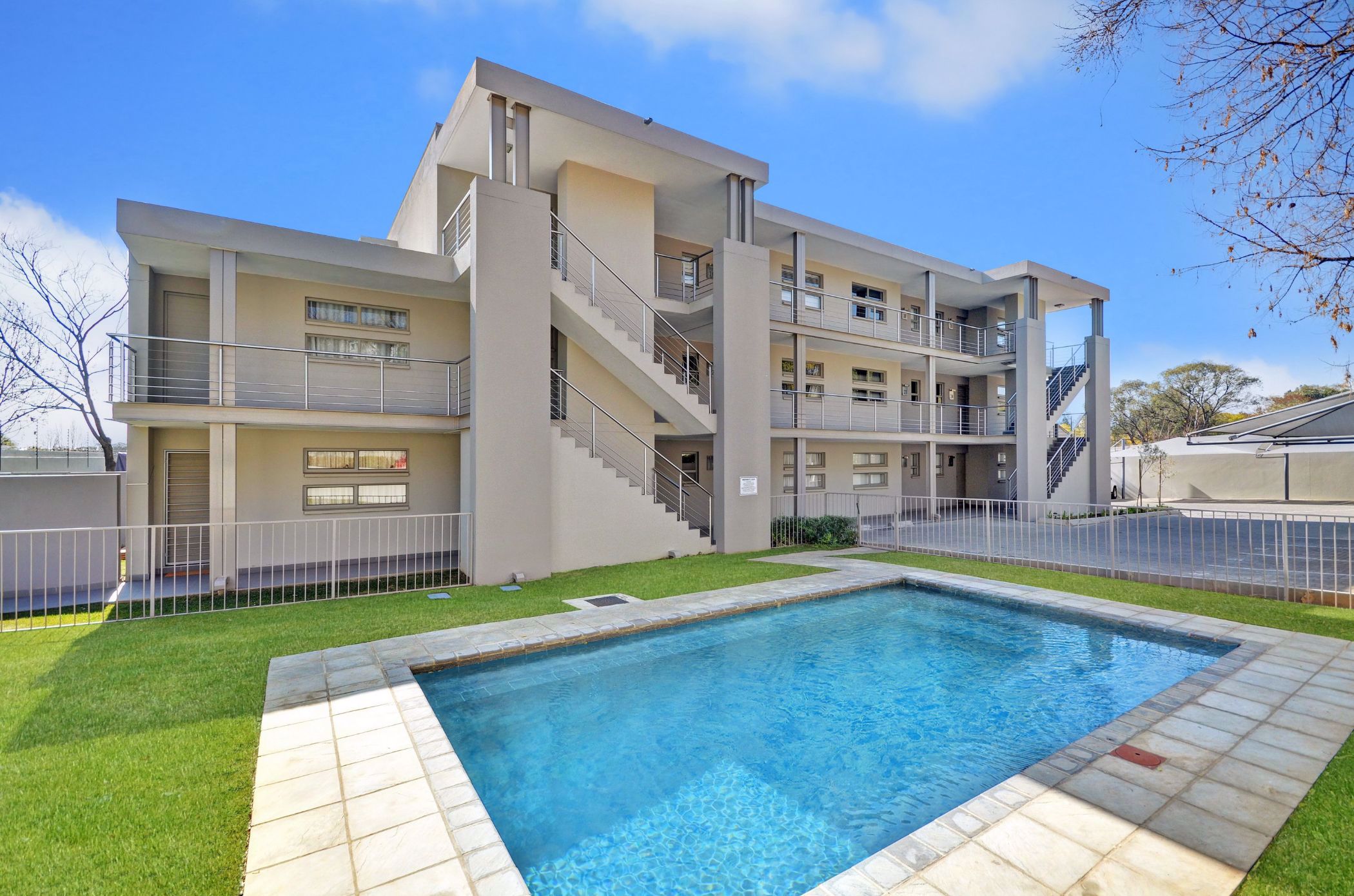 Apartment to rent in Craighall - JBL1724244
