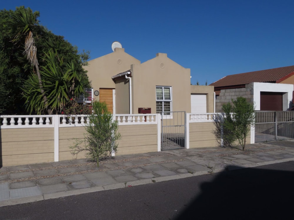 House to rent in Rondevlei Park - 1MN1748736 House to rent in Rondevlei Park - 1MN1748736
