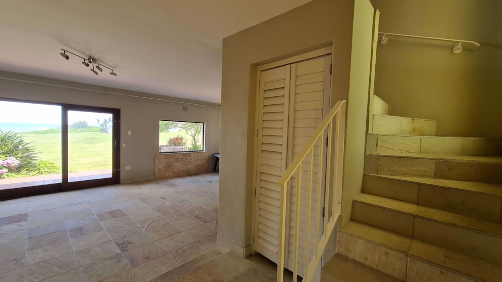 Townhouse for sale in Port Edward - 1PD1425900 Townhouse for sale in Port Edward - 1PD1425900