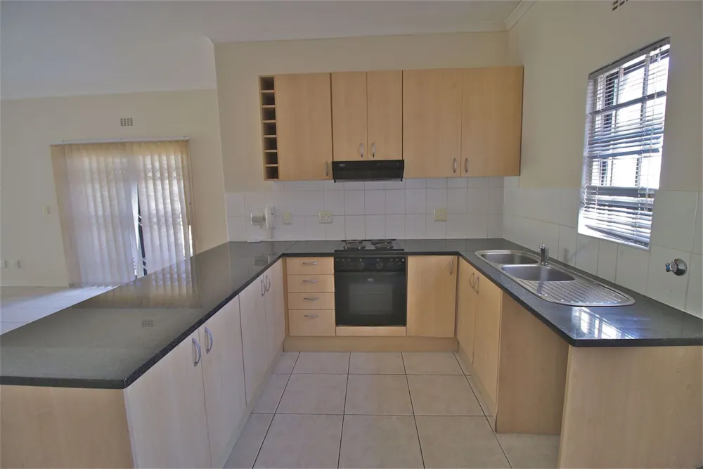 House let in Plattekloof - 1PLA1718850 House let in Plattekloof - 1PLA1718850