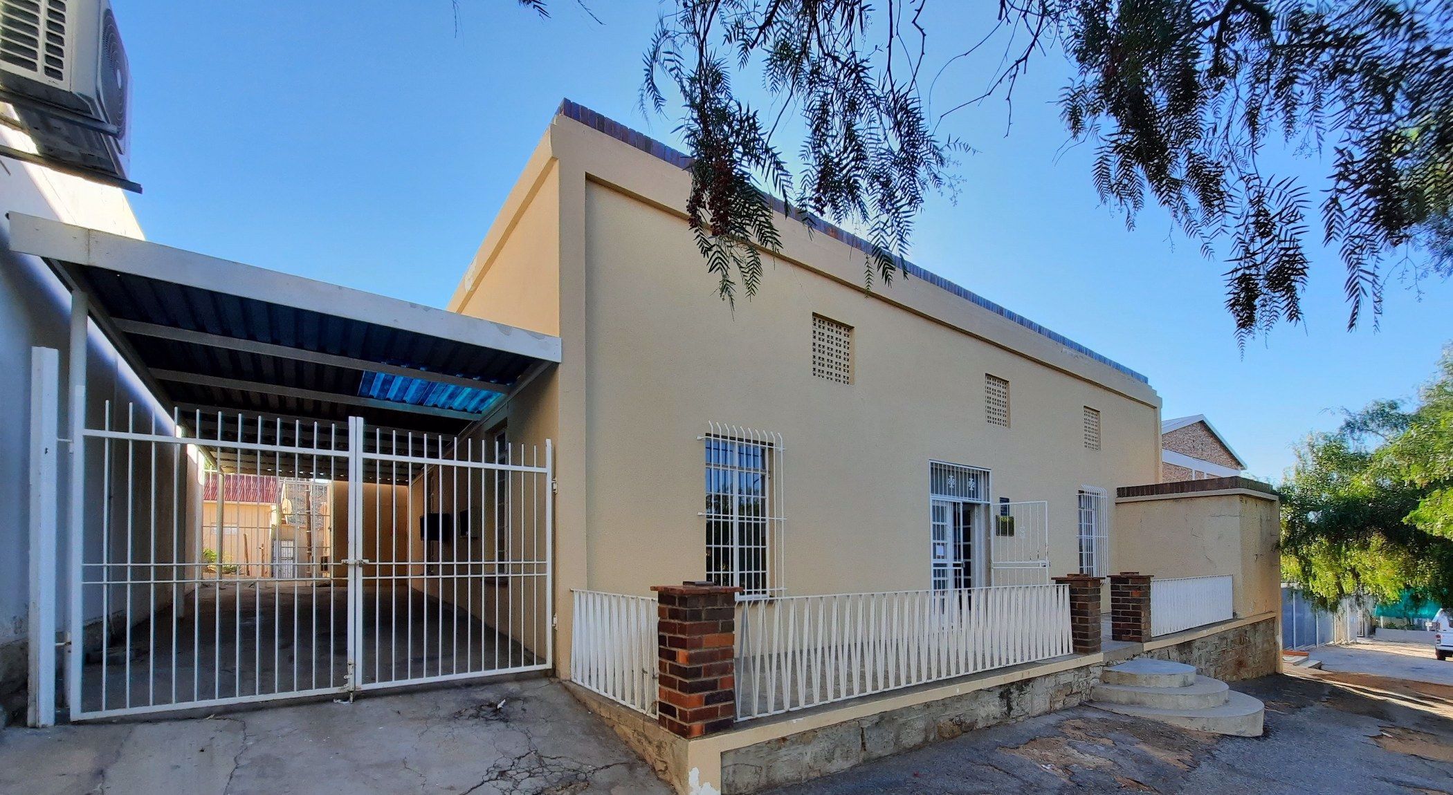 Commercial business to rent in Springbok - 1NA1754832