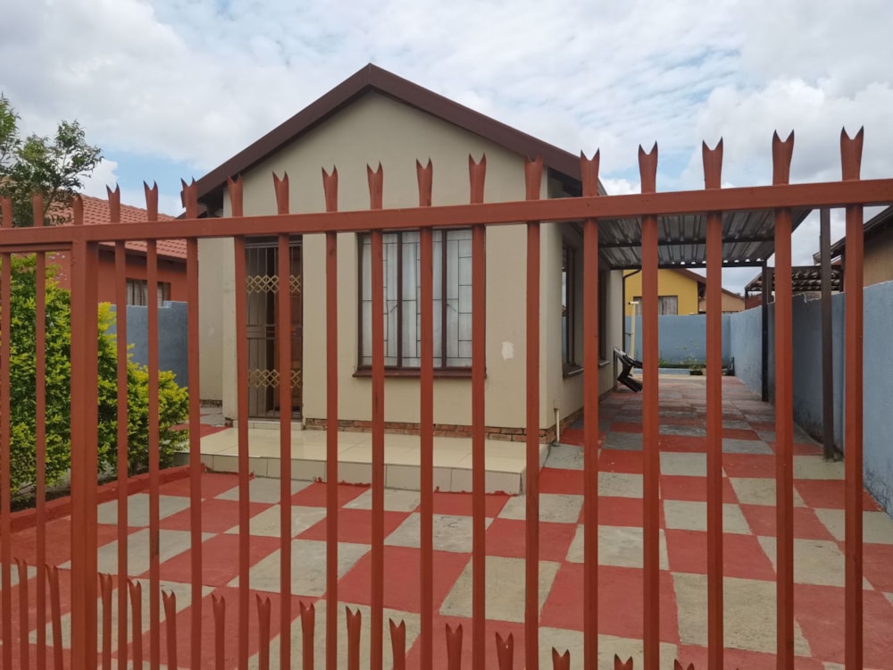 House for sale in Soshanguve East - PTM1556443 House for sale in Soshanguve East - PTM1556443