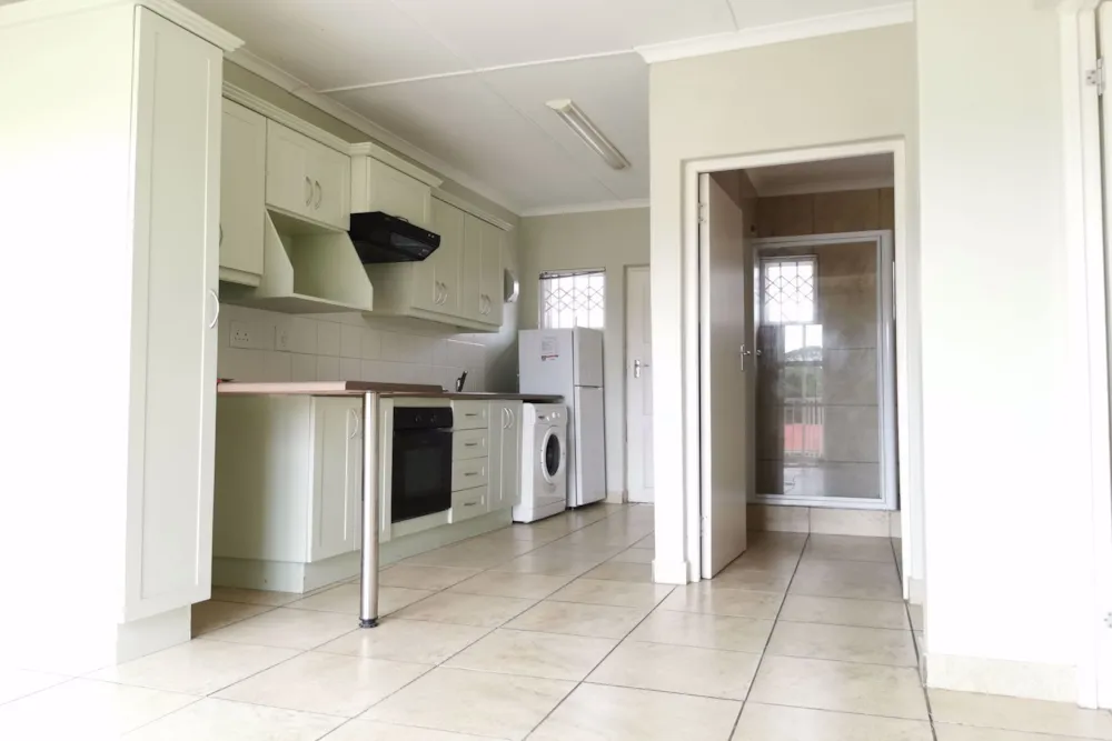 Multi-storey apartment let in Grahamstown Central (Makhanda Central) - 1GC1749180 Multi-storey apartment let in Grahamstown Central (Makhanda Central) - 1GC1749180