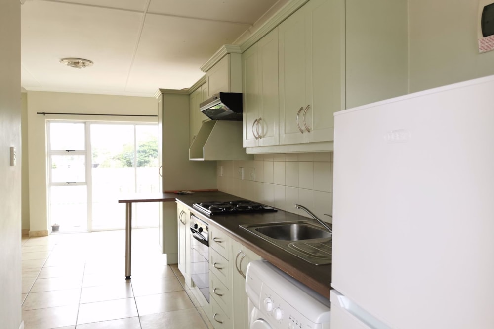 Multi-storey apartment to rent in Grahamstown Central (Makhanda Central) - 1GC1749180 Multi-storey apartment to rent in Grahamstown Central (Makhanda Central) - 1GC1749180