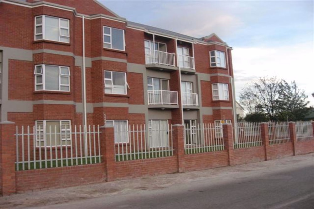 Multi-storey apartment to rent in Grahamstown Central (Makhanda Central) - 1GC1749180 Multi-storey apartment to rent in Grahamstown Central (Makhanda Central) - 1GC1749180