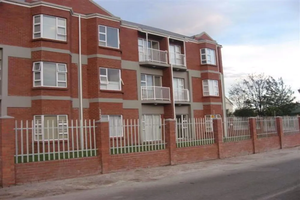Multi-storey apartment let in Grahamstown Central (Makhanda Central) - 1GC1749180 Multi-storey apartment let in Grahamstown Central (Makhanda Central) - 1GC1749180
