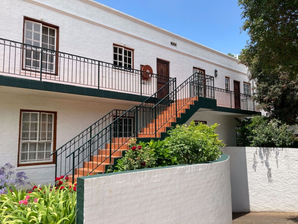 Apartment to rent in Saxonwold - JBL1734847