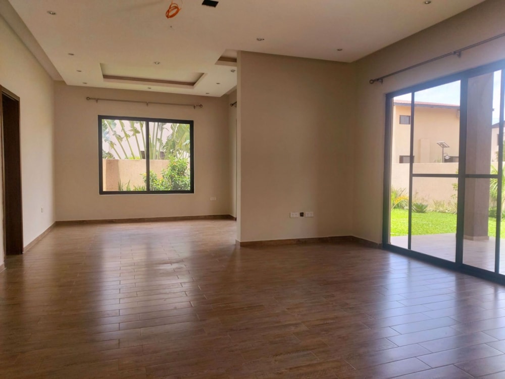 Townhouse to rent in Lilayi, Zambia - 3ZA1704310 Townhouse to rent in Lilayi, Zambia - 3ZA1704310