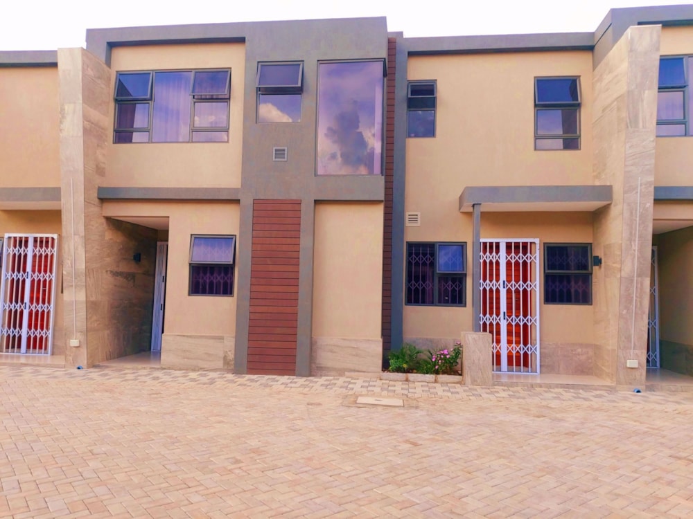 Townhouse to rent in Kabulonga, Zambia - 3ZA1557337 Townhouse to rent in Kabulonga, Zambia - 3ZA1557337