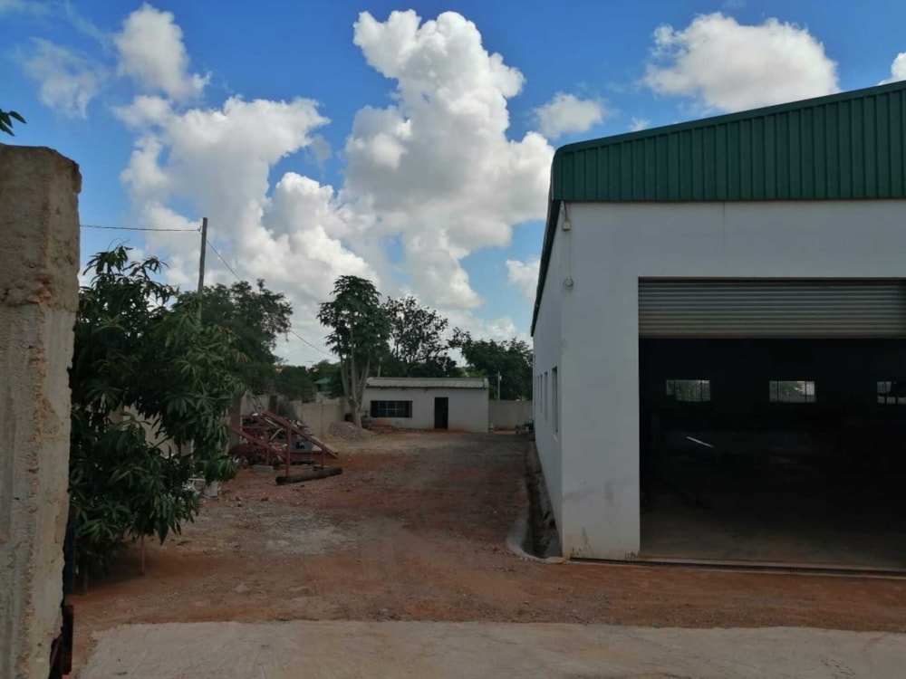 Commercial industrial property for sale in Matola, Mozambique - 3MQ1562403