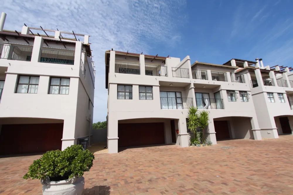 Townhouse let in Bloubergstrand - 1TV1713111 Townhouse let in Bloubergstrand - 1TV1713111