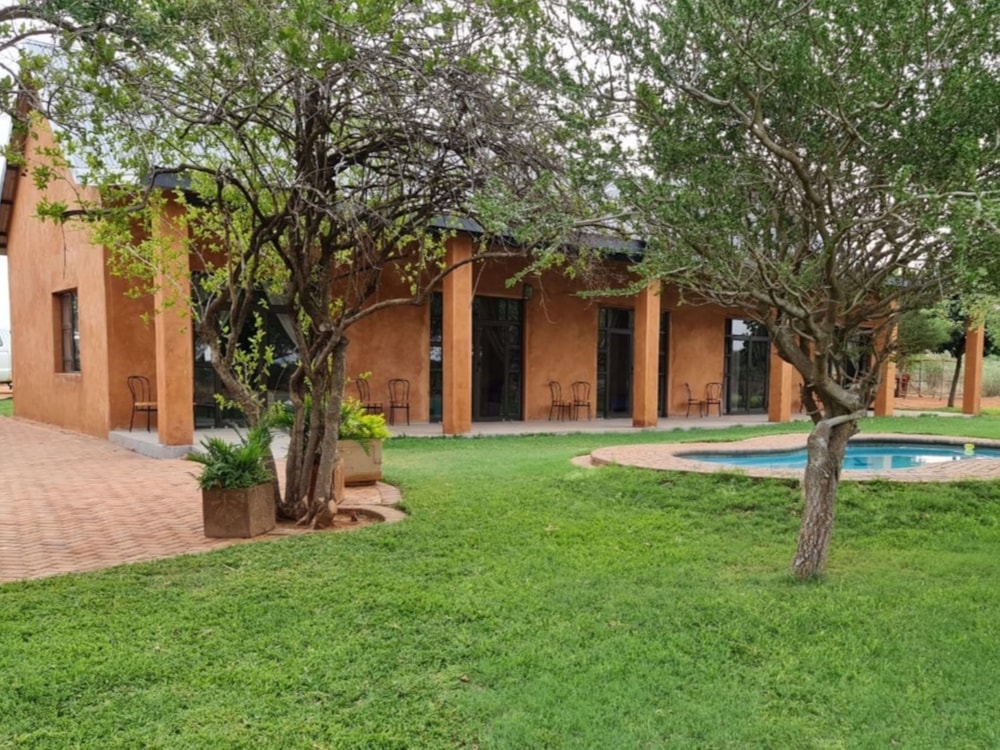 Game farm for sale in Makhado (Louis Trichardt) - 1TA1559540 Game farm for sale in Makhado (Louis Trichardt) - 1TA1559540